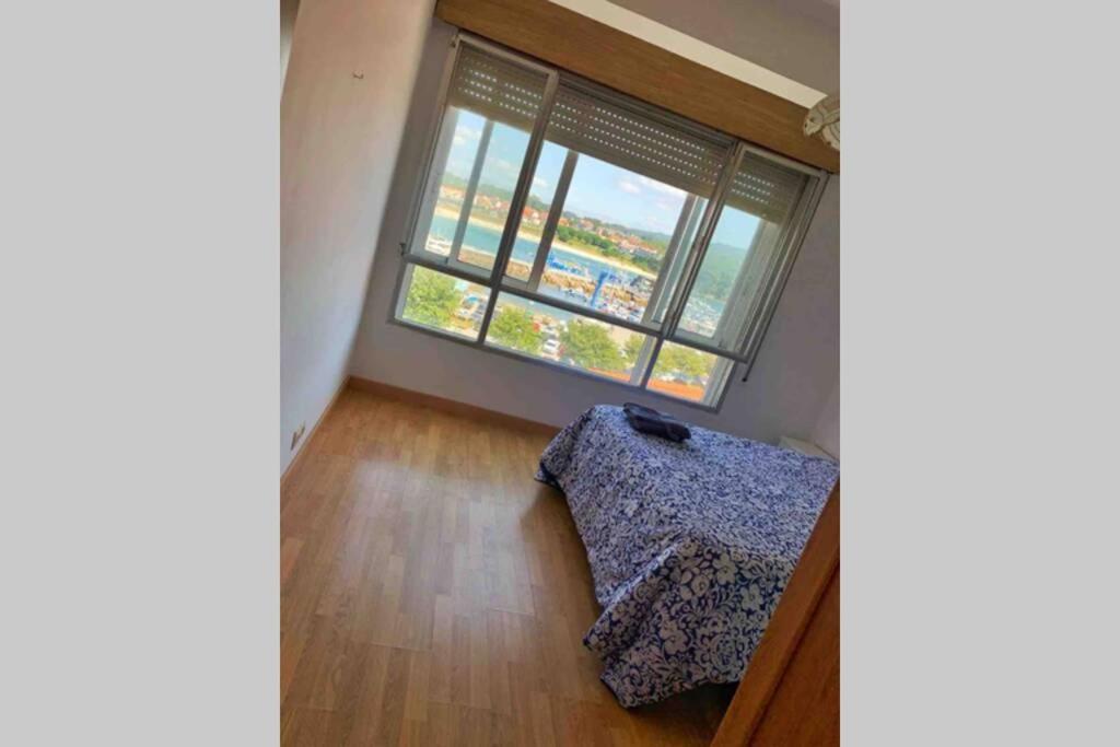 Piso En Portonovo Con Vistas A La Playa Apartman Sanxenxo Kültér fotó